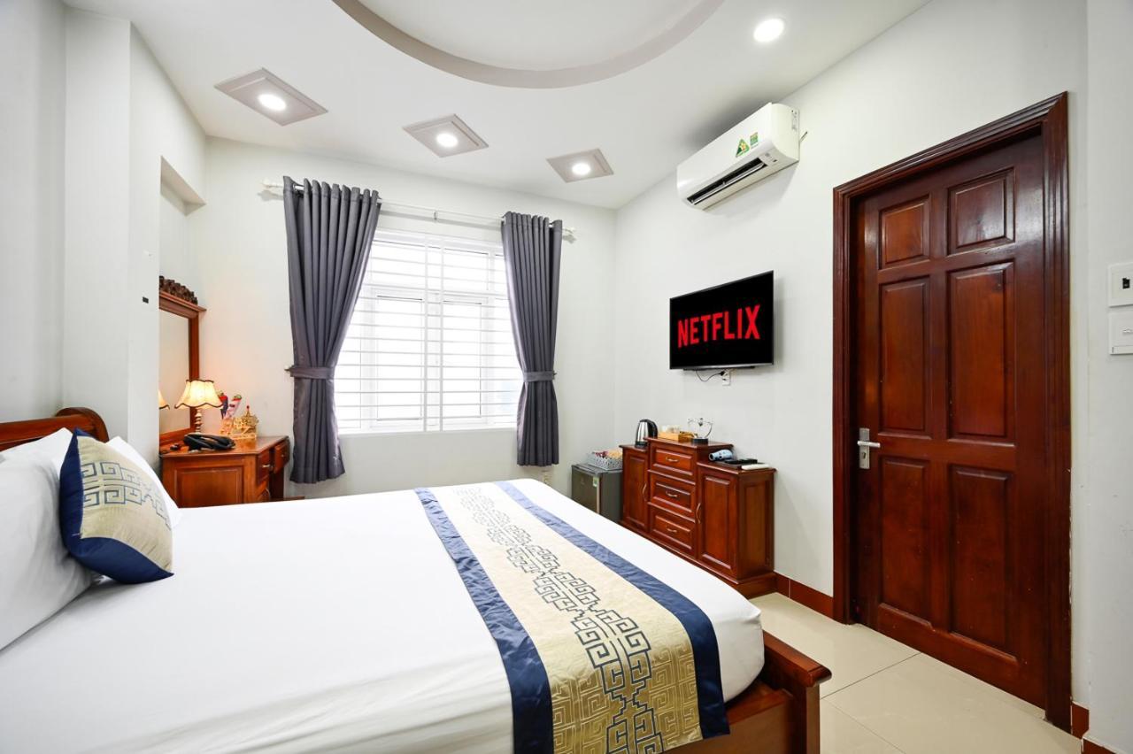 Sky Star Hotel Хошимин Экстерьер фото