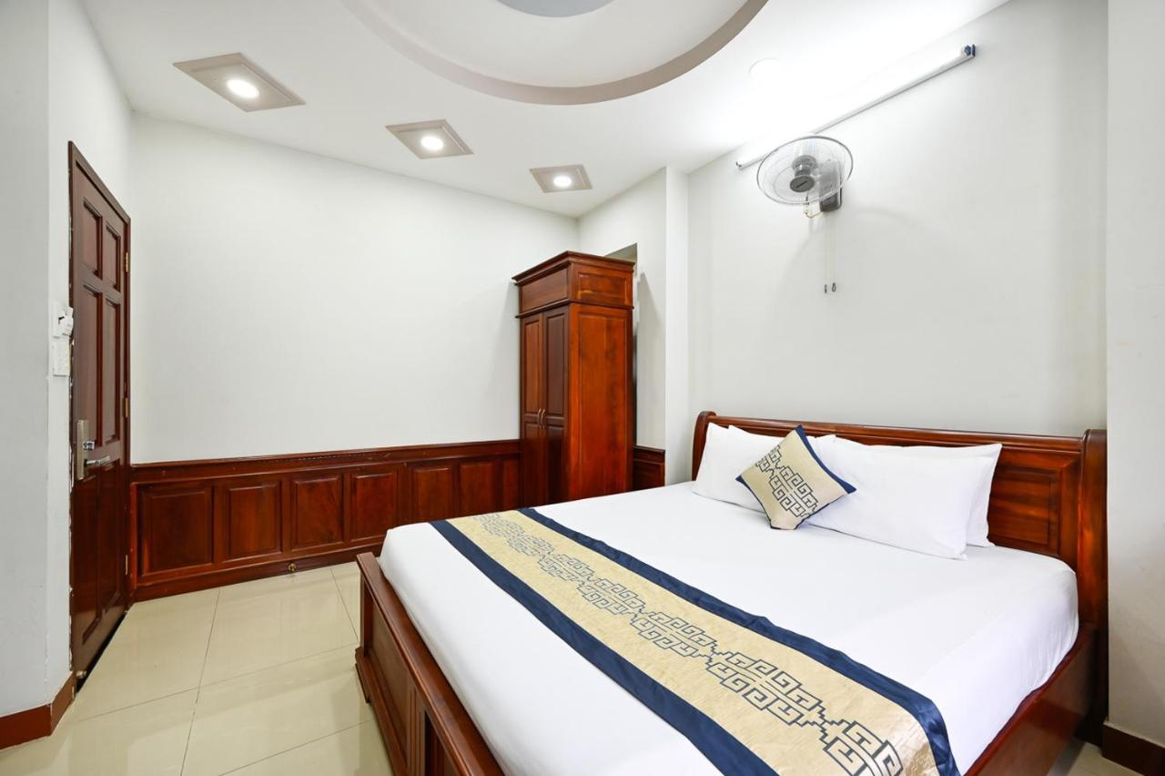 Sky Star Hotel Хошимин Экстерьер фото